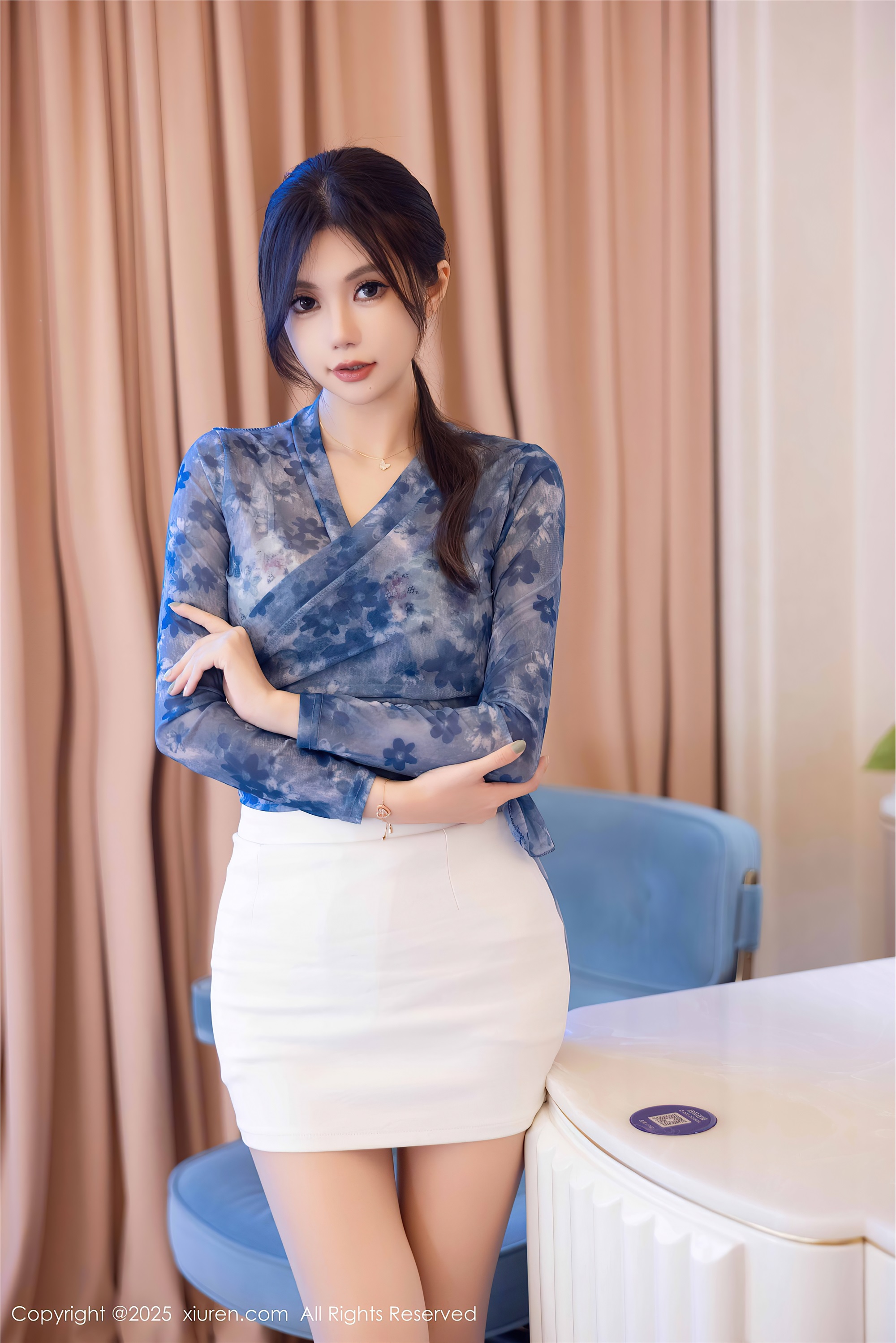 Xiuren秀人网 2025.02.14 NO.9884 绮里嘉ula